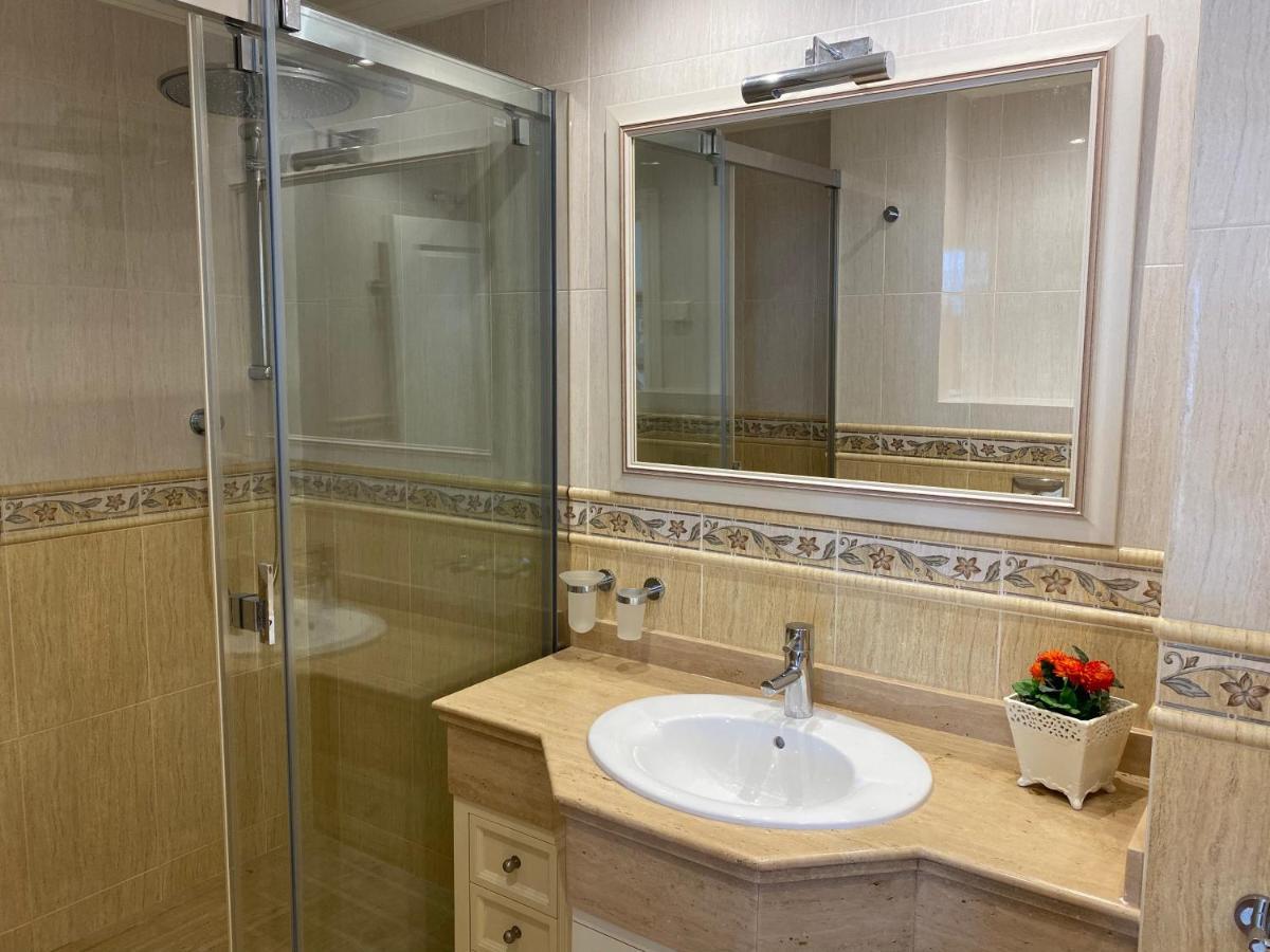 Apartamentos Villa Torreblanca フエンヒロラ エクステリア 写真