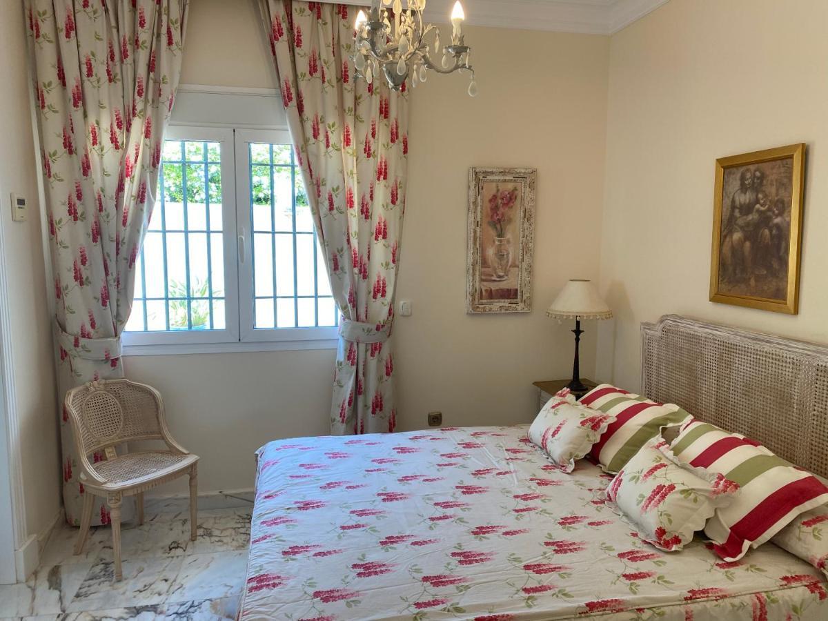 Apartamentos Villa Torreblanca フエンヒロラ エクステリア 写真