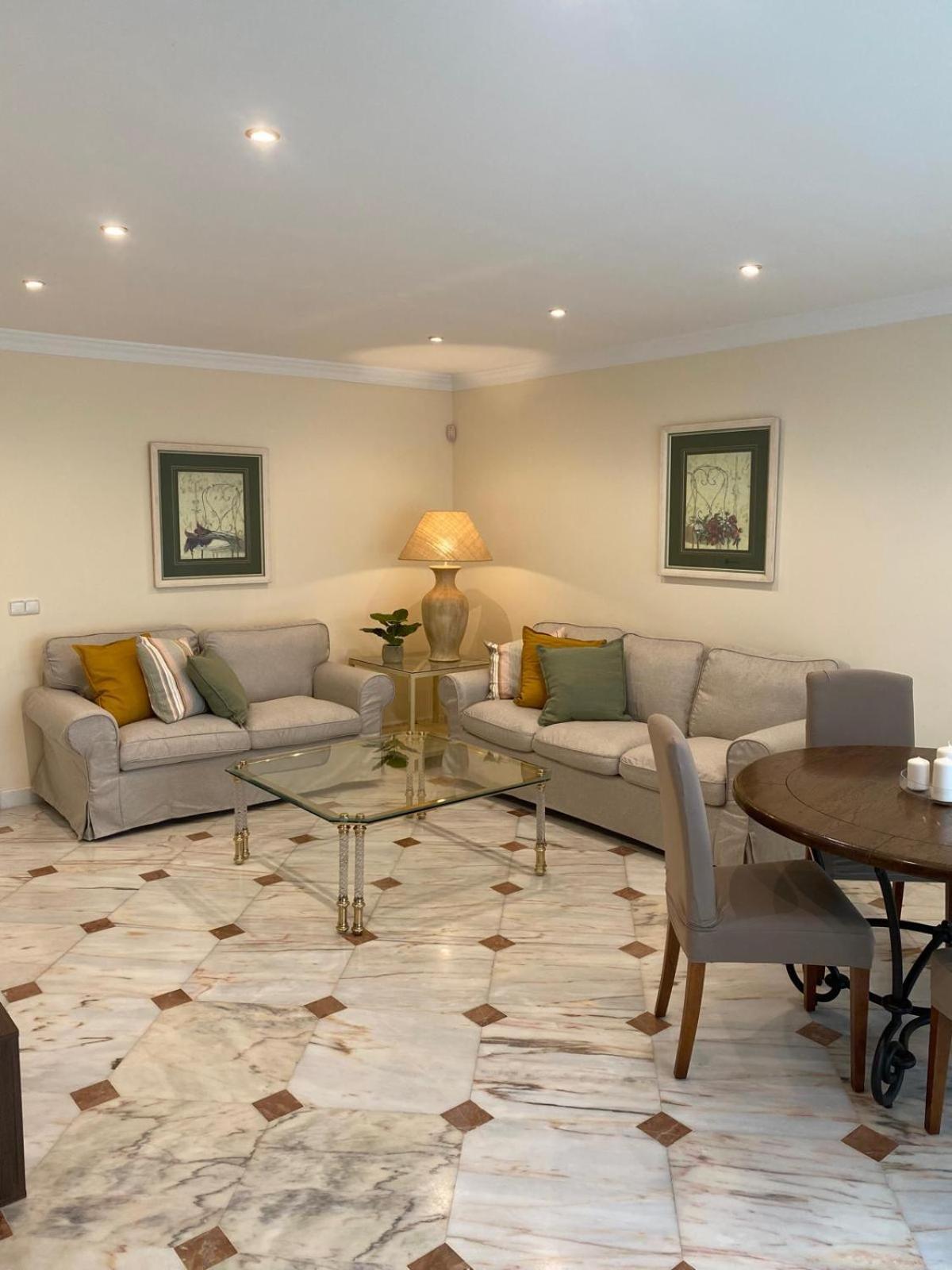 Apartamentos Villa Torreblanca フエンヒロラ エクステリア 写真