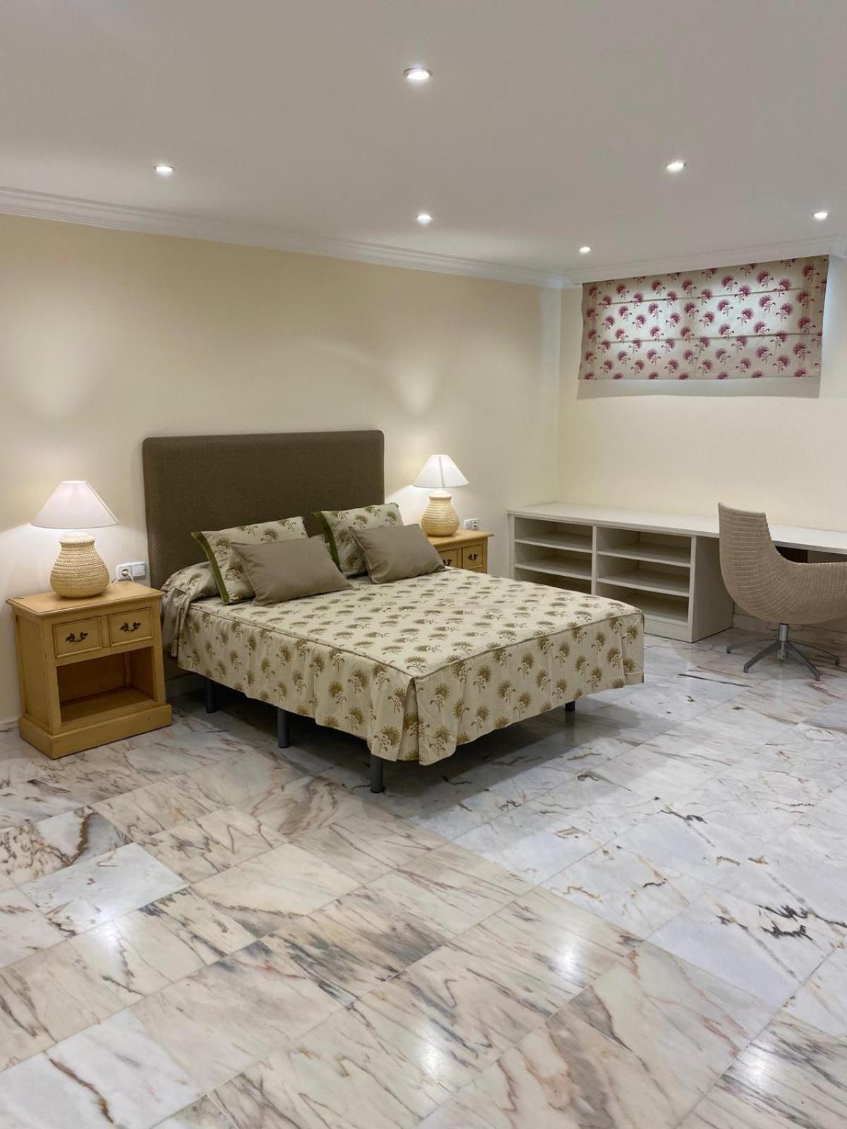 Apartamentos Villa Torreblanca フエンヒロラ エクステリア 写真